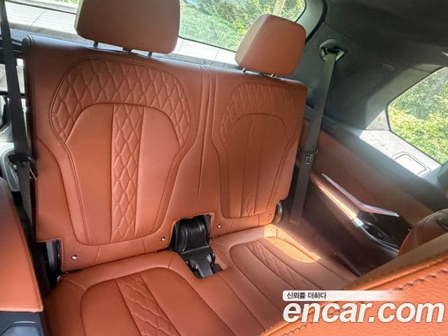 BMW X7 2025 — Şəkil 11/12