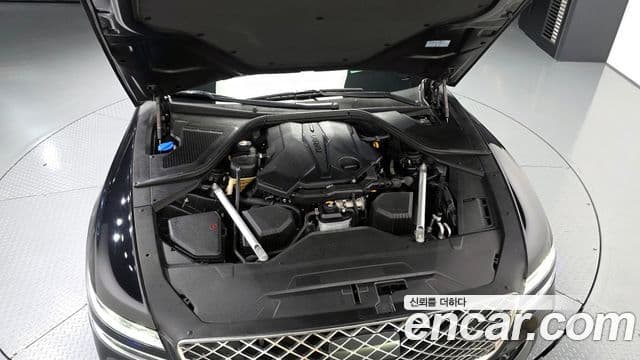Genesis Electrified G80 2021 — ფოტო 6/20