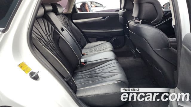 Genesis Electrified G80 2020 — Şəkil 10/20