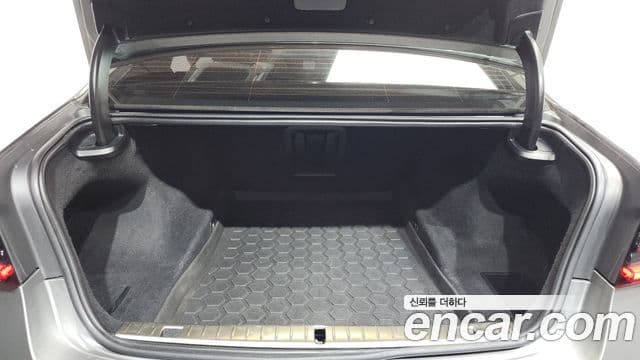 BMW 7 Series 2020 — фото 20 из 20