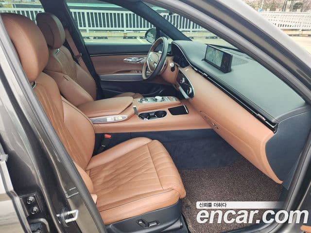 Genesis GV70 2023 — ფოტო 12/20