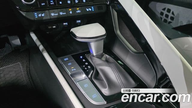 Hyundai The New Avante Hybrid 2022 — Şəkil 14/31