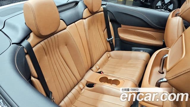 Mercedes-Benz E-Class 2018 — ფოტო 12/20