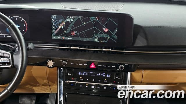 Kia Carnival 2020 — ფოტო 13/20