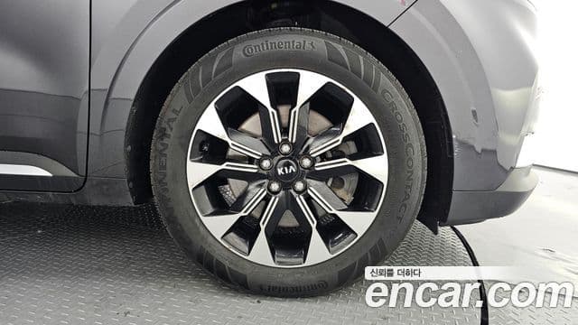 Kia Carnival 2020 — фото 20 из 20