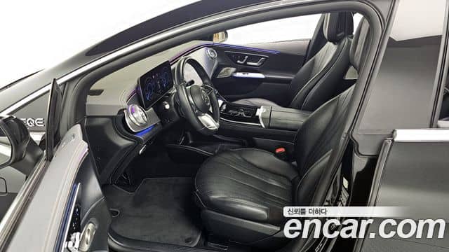 Mercedes-Benz EQE, 2022