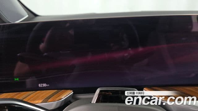 Cadillac Escalade 2025 — ფოტო 8/20