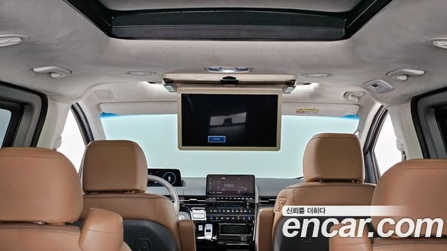 Hyundai Staria 2021 — Фото 19/20