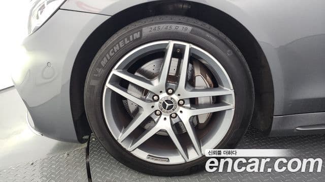 Mercedes-Benz S-Class 2020 — ფოტო 5/20