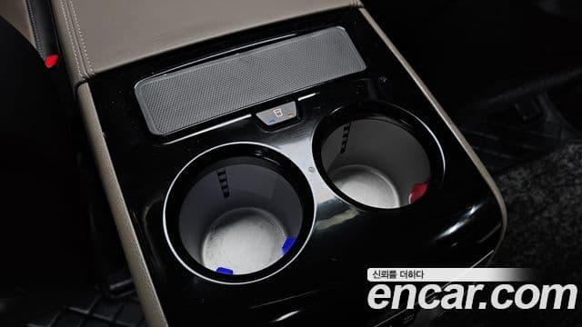 Kia Carnival 2025 — Photo 15/39