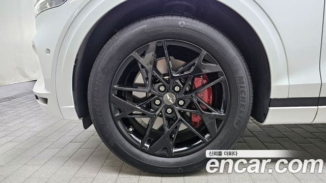 Genesis GV70 2024 — Şəkil 5/20