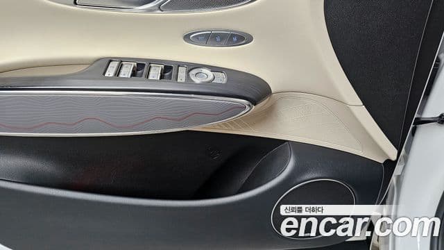 Genesis GV70 2024 — Şəkil 17/20