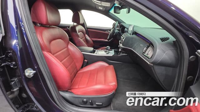 Kia Stinger 2020 — Şəkil 8/20