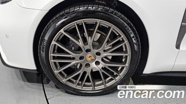 Porsche Panamera 2023 — фото 5 из 20