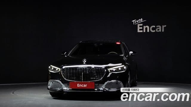 Mercedes-Benz S-Class 2021 — Photo 10/32