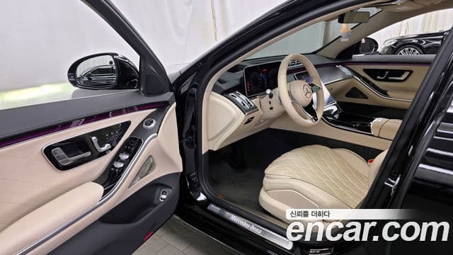 Mercedes-Benz S-Class 2021 — Photo 32/32