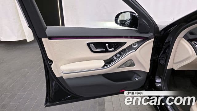 Mercedes-Benz S-Class 2021 — Photo 5/32