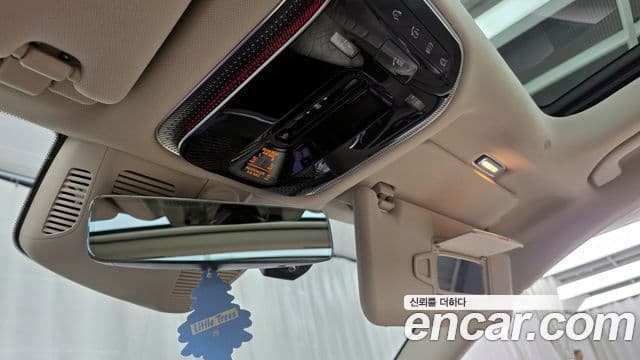Mercedes-Benz S-Class 2021 — Photo 18/32