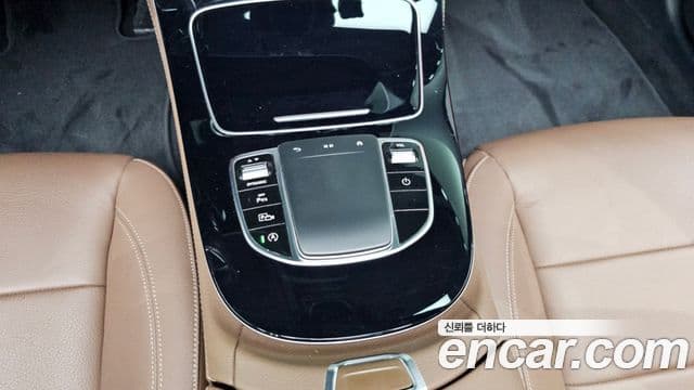 Mercedes-Benz E-Class 2021 — Фото 15/20