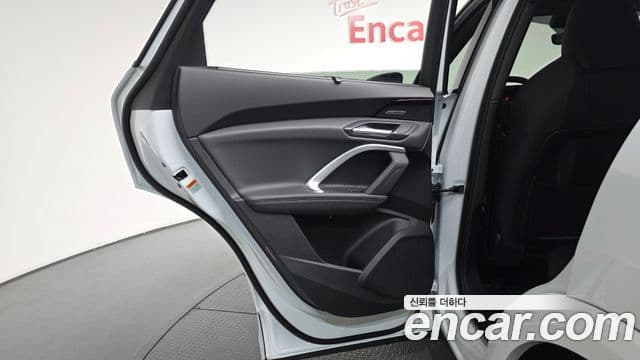Audi Q5 2025 — Photo 23/34