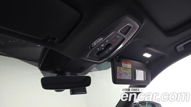 Audi Q5 2025 — Photo 9/34