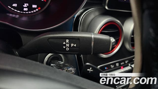 Mercedes-Benz GLC-Class 2018 — ფოტო 9/20