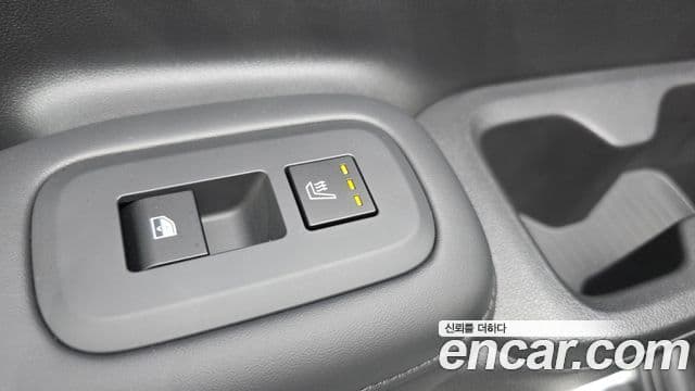 Hyundai Santa Fe 2025 — ფოტო 19/20