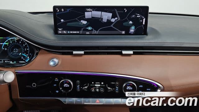Genesis GV70 2021 — фото 14 из 20