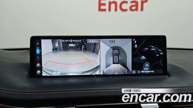 Genesis GV70 2021 — ფოტო 15/20