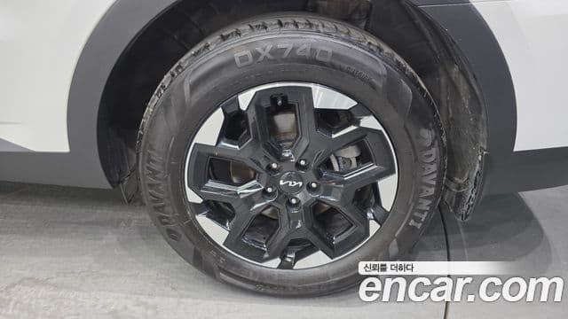 Kia Sorento 2023 — Photo 3/31