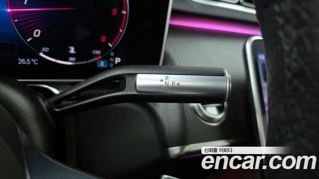 Mercedes-Benz S-Class 2021 — ფოტო 8/20