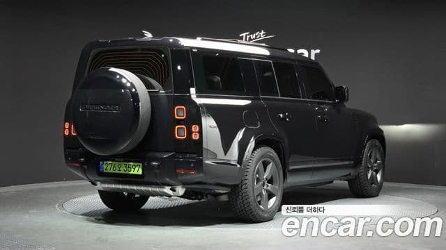 Land Rover Defender 2026 — Şəkil 2/20