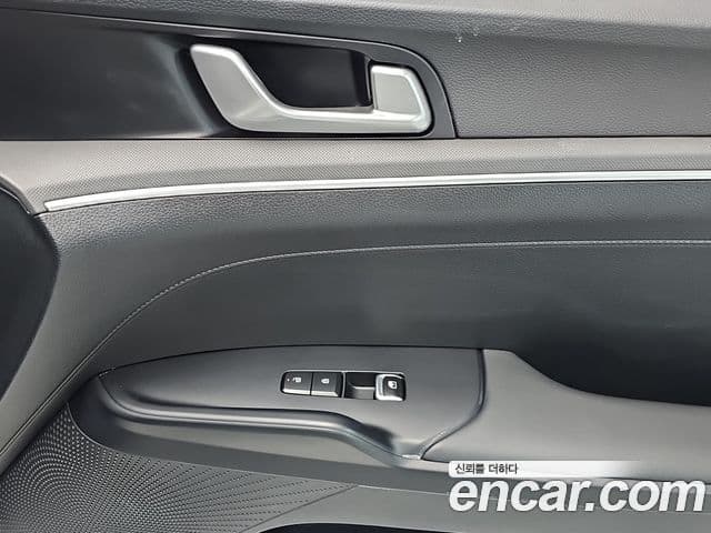 Kia K5 2024 — ფოტო 18/20