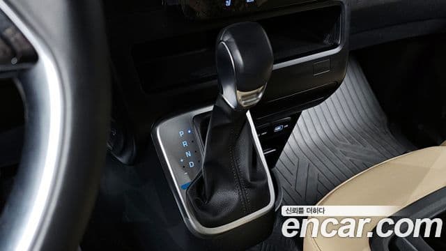 Hyundai Staria 2021 — Фото 9/20
