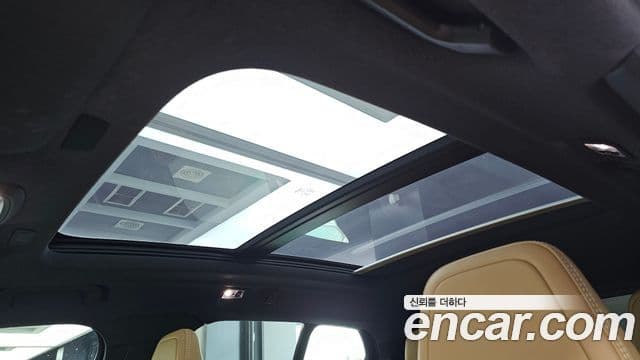 Volvo XC40 2020 — Şəkil 18/20