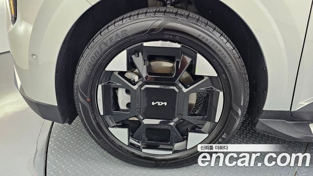 Kia Carnival 2025 — ფოტო 5/20
