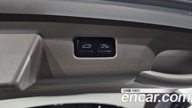 Kia Carnival 2025 — фото 20 из 20