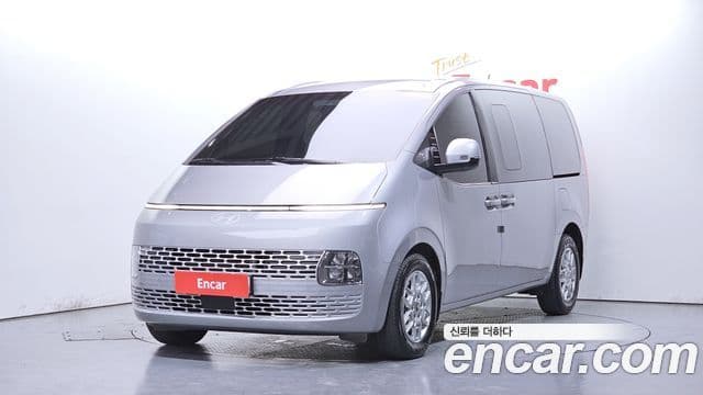 Hyundai Staria 2024 — Şəkil 10/20