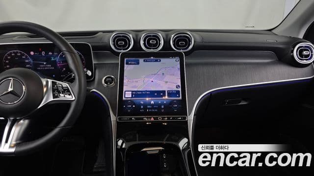 Mercedes-Benz GLC-Class 2024 — ფოტო 14/20