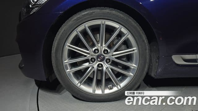 Kia The K9 2019 — ფოტო 5/20