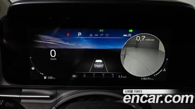 Kia Carnival 2020 — ფოტო 8/20