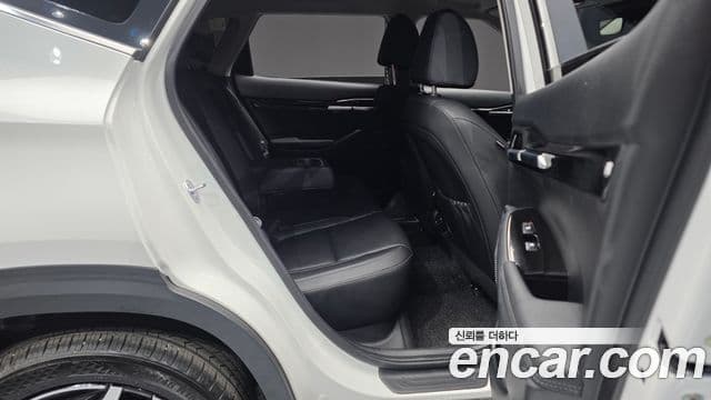 Kia Seltos 2025 — Şəkil 10/20