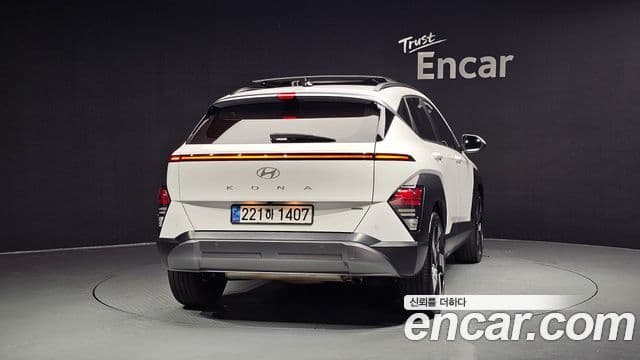 Hyundai Kona 2023 — фото 4 из 20