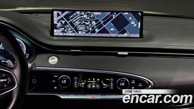 Genesis GV70 2021 — фото 15 из 20