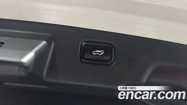 Kia Niro 2022 — ფოტო 20/20