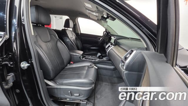 Kia Sorento 2023 — Şəkil 10/20