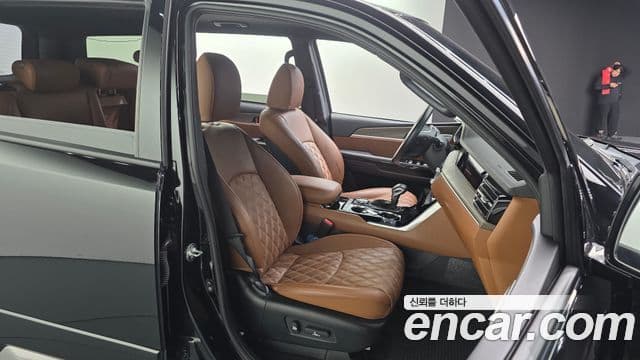 Kia Mohave The Master 2023 — фото 12 из 20