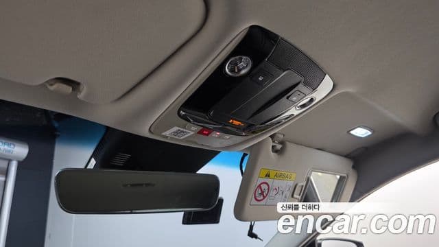 Kia K8 2023 — фото 16 из 20