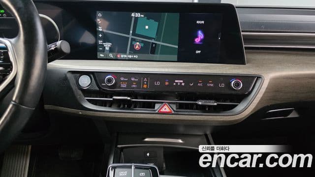 Kia K8 2023 — фото 17 из 20