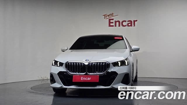 BMW 5 Series 2024 — Şəkil 3/20